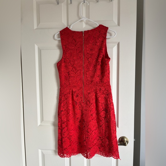 Suzy Shier Lace Dress - Picture 2 of 11